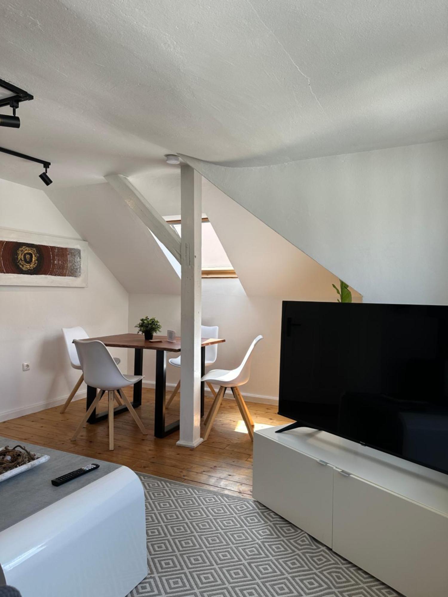Schoenes City-Apartment Mit 2 Schlafzimmer, Parkplatz, Ruhig Und Hell, D46-Dg Όλντεμπουργκ Εξωτερικό φωτογραφία