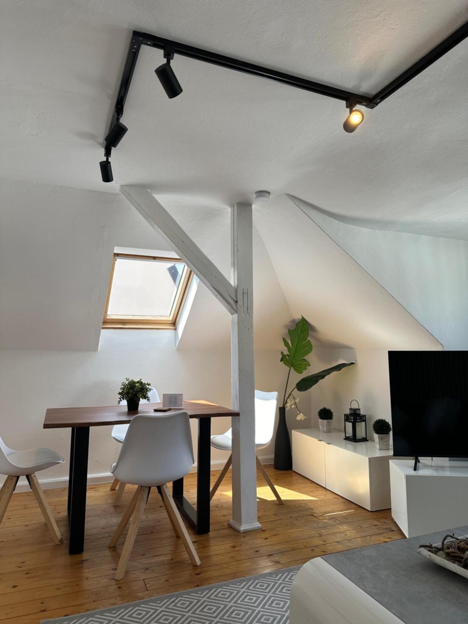 Schoenes City-Apartment Mit 2 Schlafzimmer, Parkplatz, Ruhig Und Hell, D46-Dg Όλντεμπουργκ Εξωτερικό φωτογραφία